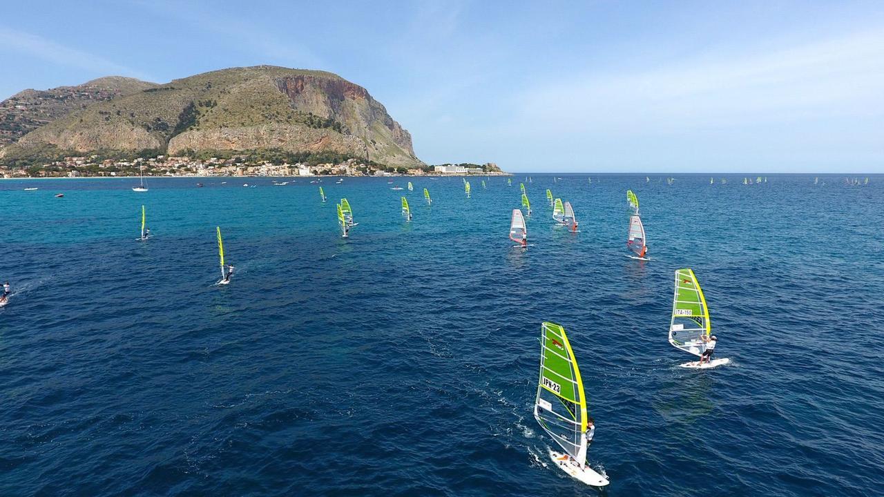 Mondello Suites Flh - Gorgonia 蒙德罗 外观 照片